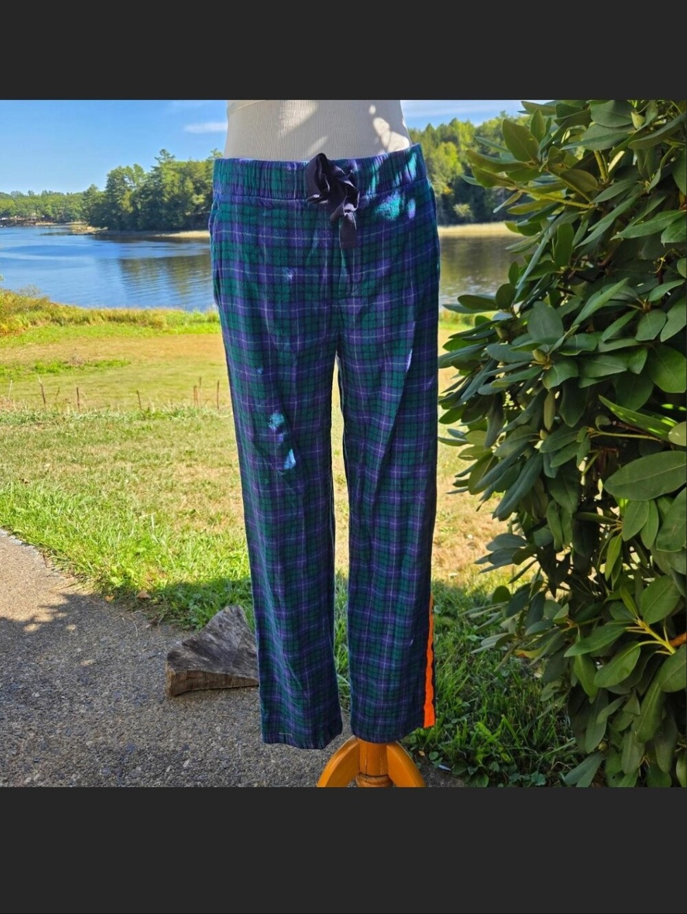 Aerie Green Purple Plaid Flannel Lounge Pants Size M Neon Stripe